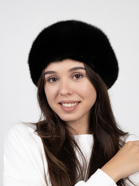 Берет вязаный из меха норки, черный