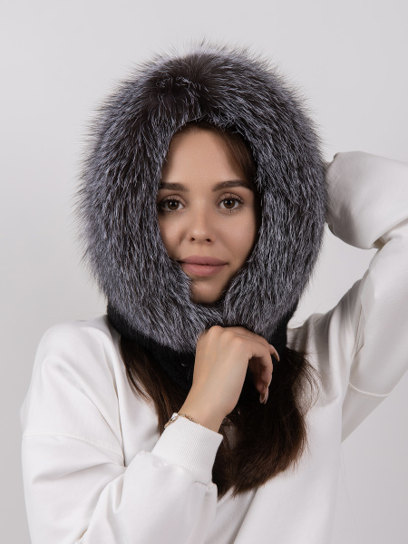 Капор из меха блюфроста, черно-белый