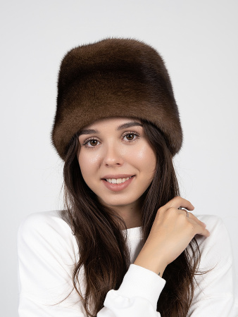 Пилотка из меха норки и замши