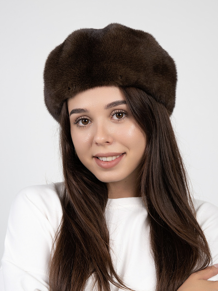 Берет из цельного меха норки, «орех»
